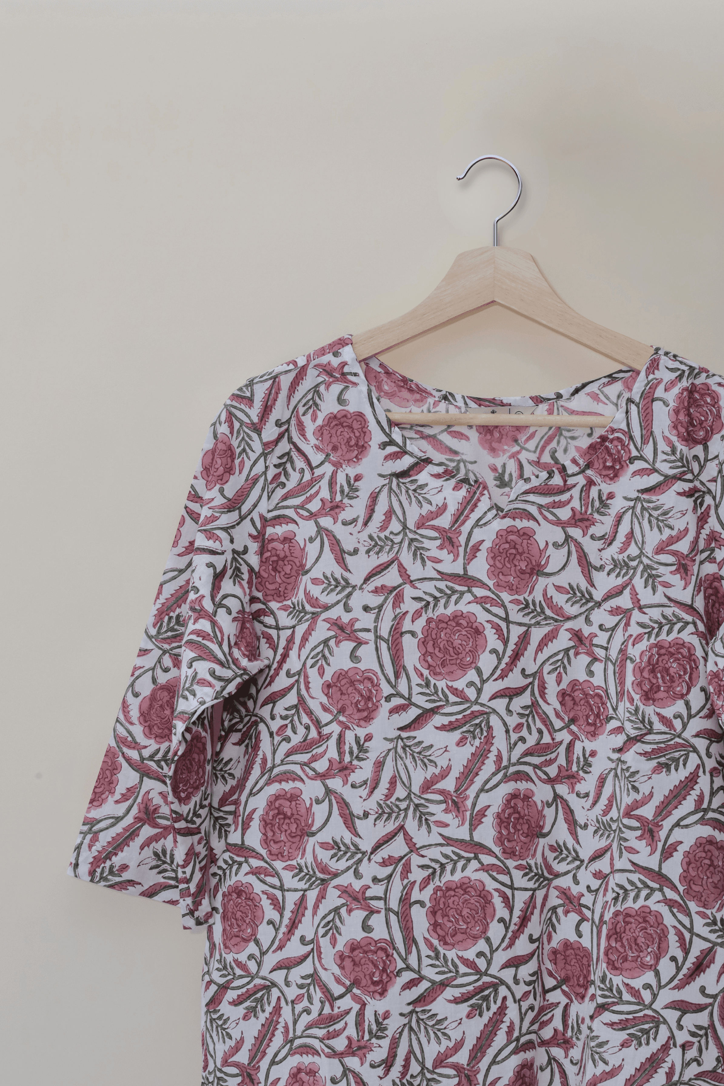 Off-white Floral Kurta